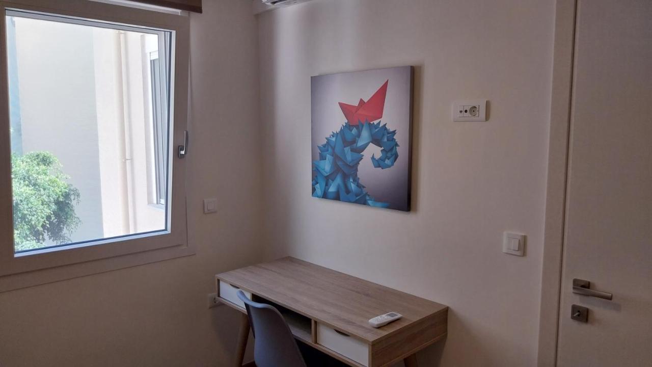Uni Island - City Heart Suites Heraklion  Exterior photo